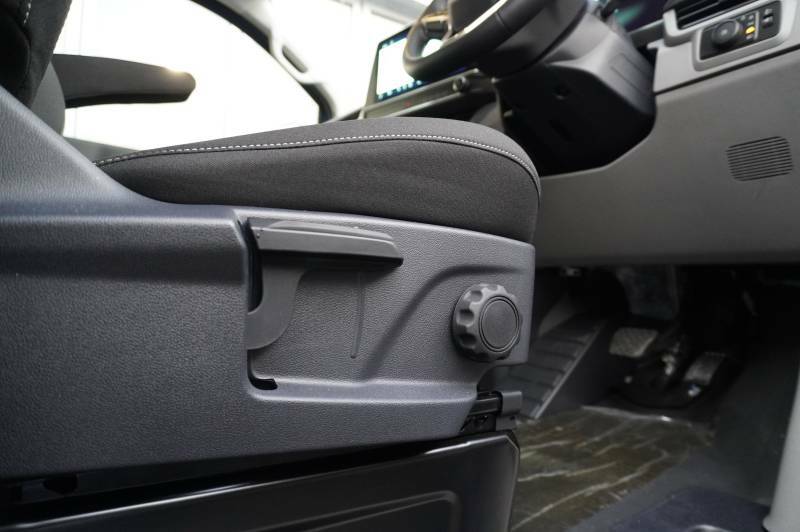 Volkswagen E-Transporter T32 65Kwh Commerce Plus Panel Van Aut Grey #34