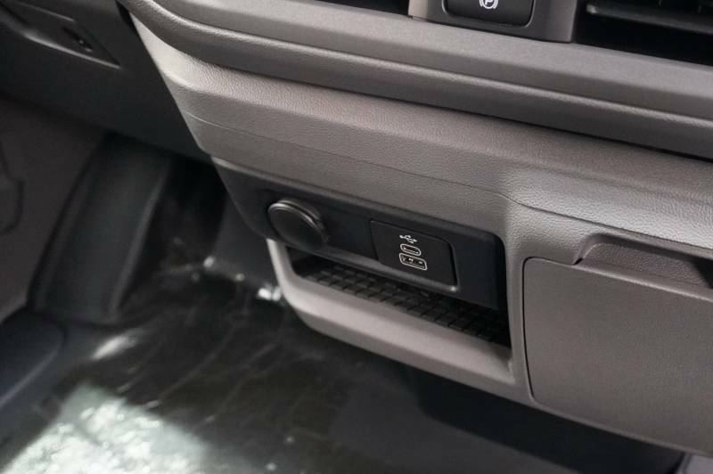 Volkswagen E-Transporter T32 65Kwh Commerce Plus Panel Van Aut Grey #52