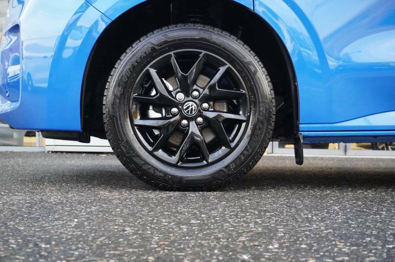 Volkswagen E-Transporter T32 65Kwh Van Commerce Pro Swb Blue #5
