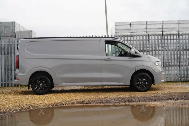 Volkswagen Transporter T32 Tdi 150 Van Commerce Pro Lwb Grey #4