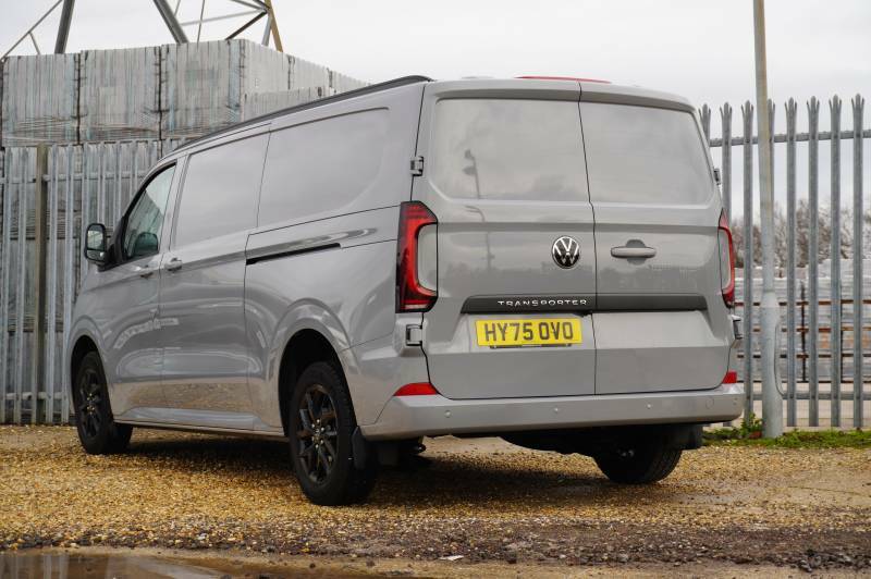 Volkswagen Transporter T32 Tdi 150 Van Commerce Pro Lwb Grey #3