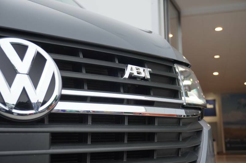 Volkswagen Transporter Abt E6.1 Panel Van White #45