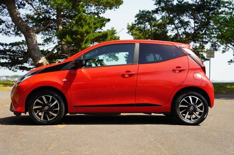 Toyota Aygo Hatchback Air Edition  #14