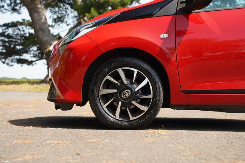 Toyota Aygo Vvt-i Tss X-trend Red #5