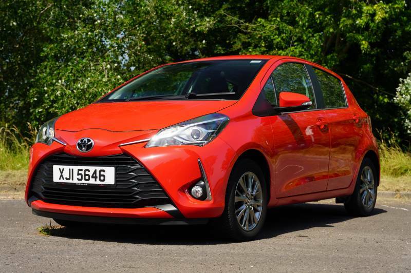 Toyota Yaris Hatchback Blue #30
