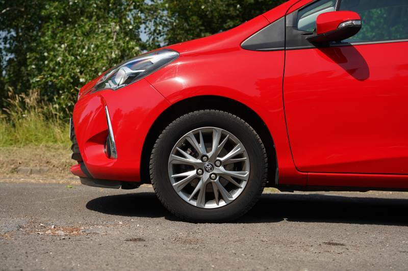 Toyota Yaris Hatchback Blue #5