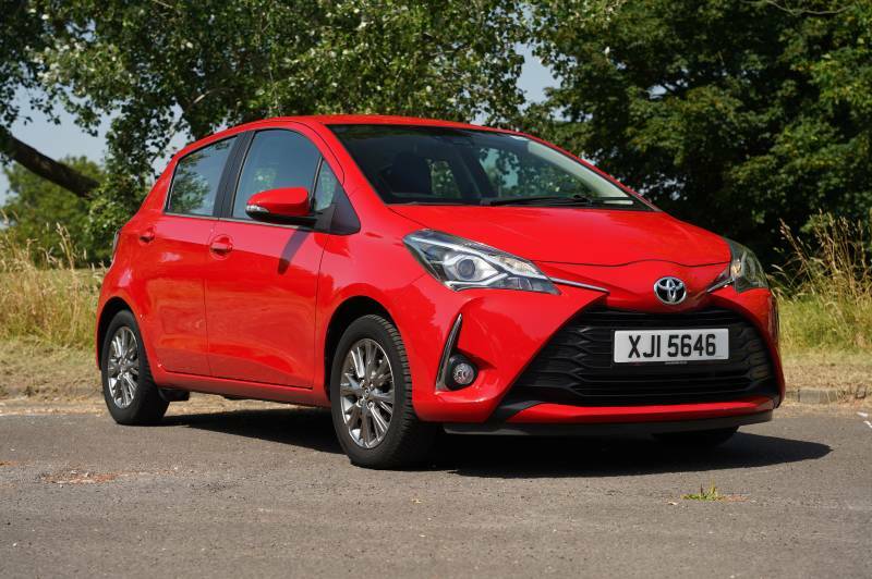 Toyota Yaris Hatchback Blue #1