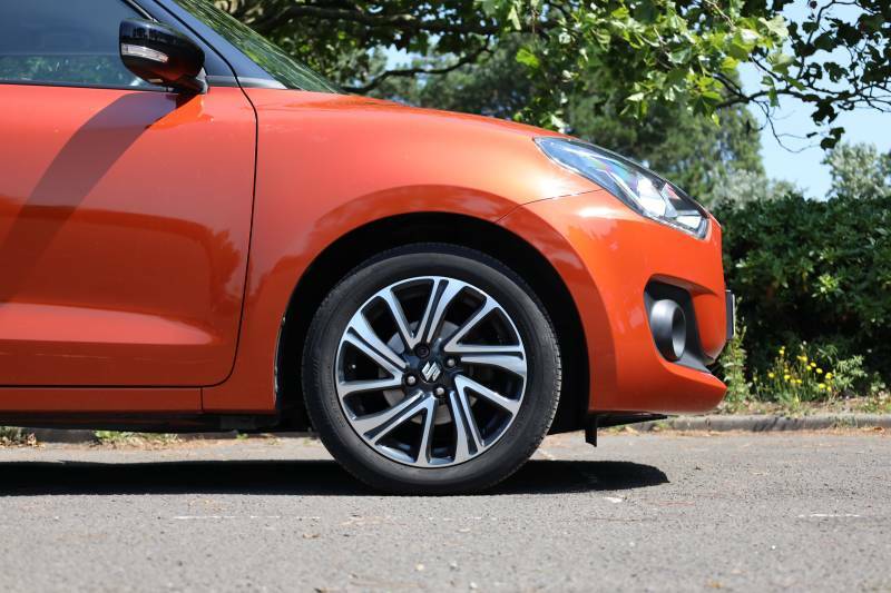 Suzuki Swift 1.2 Dualjet Mhev Sz-t Euro 6 Ss Red #25