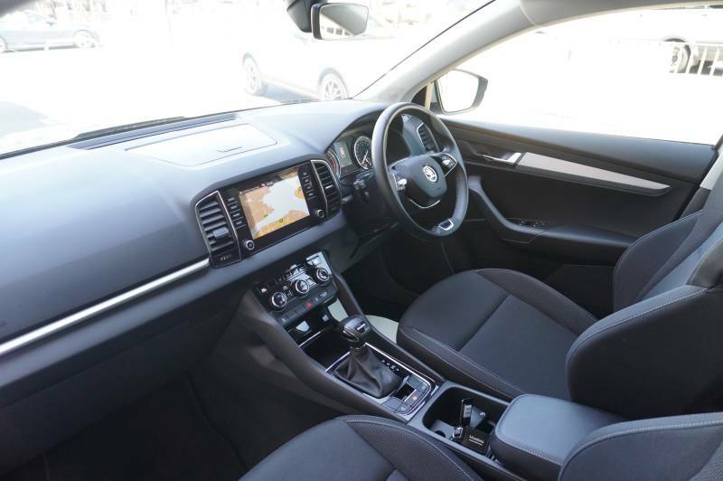Skoda Karoq Tsi Dsg Se Drive Silver #2