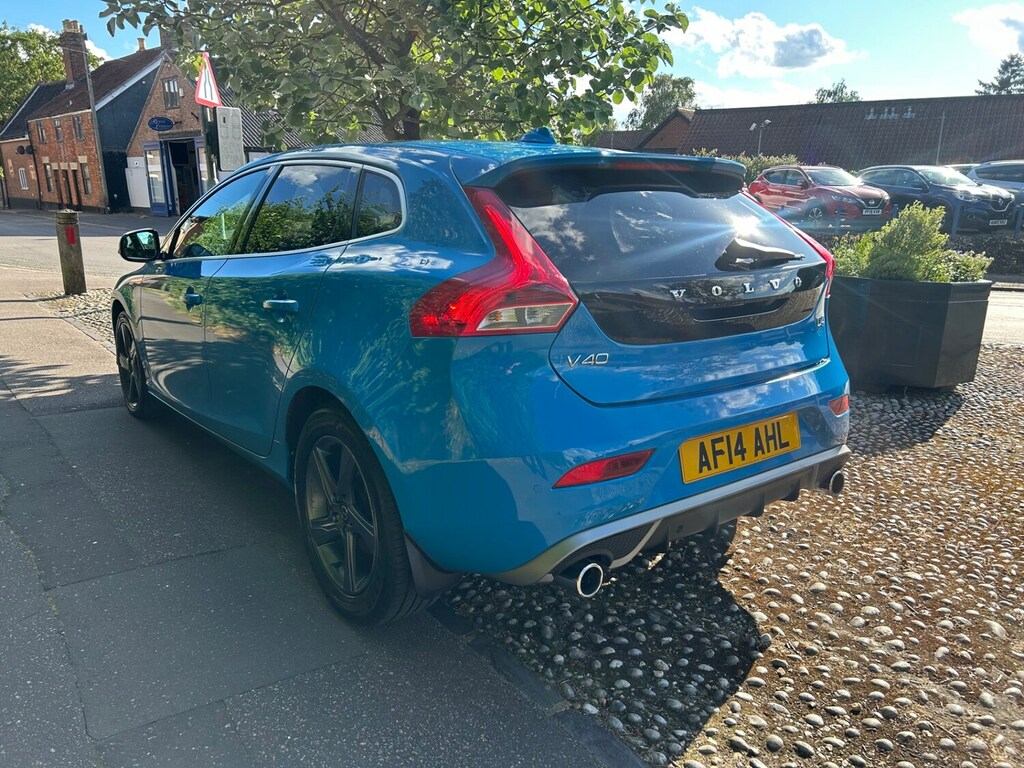 Volvo V40 D4 R Design Lux Nav Blue #4