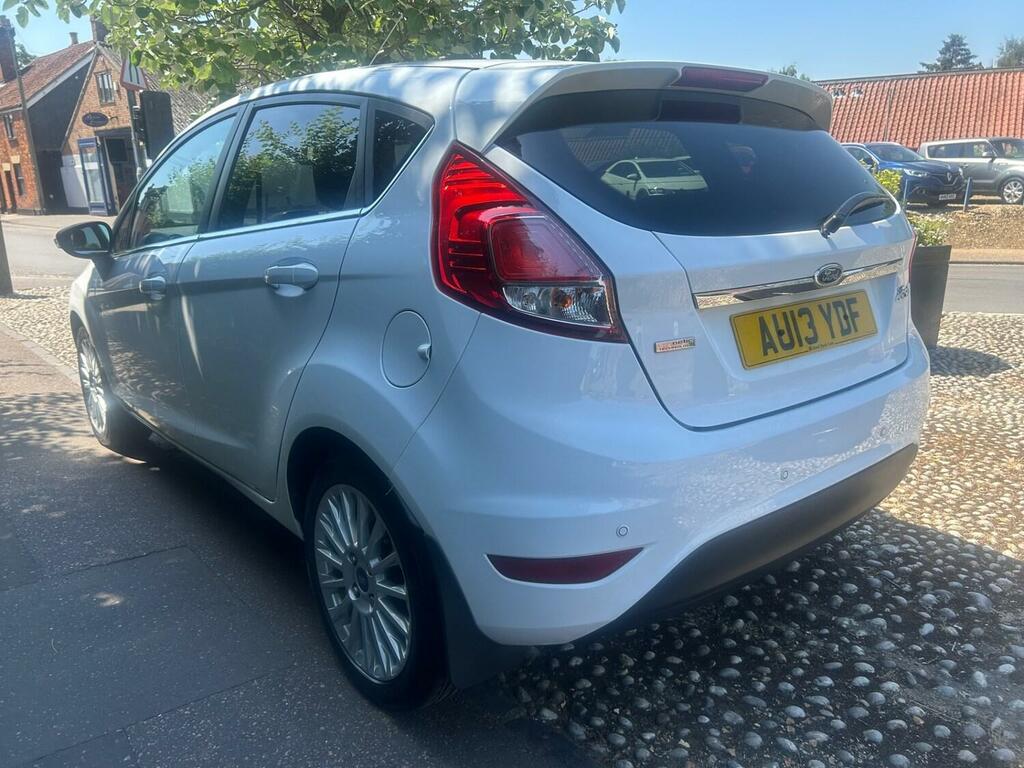 Ford Fiesta 1.0 Ecoboost Titanium AU13YDF White #4