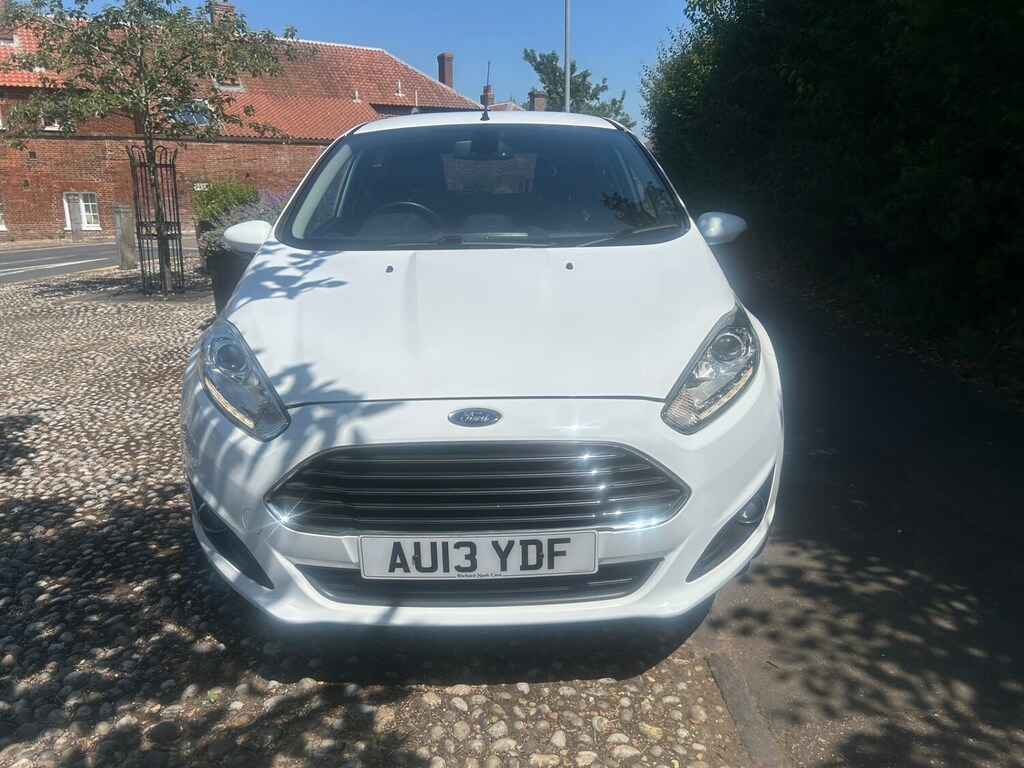 Ford Fiesta 1.0 Ecoboost Titanium AU13YDF White #3