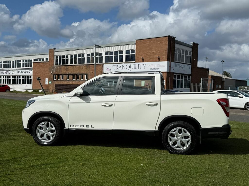 SsangYong Musso 2.2D Rebel Pickup Double Cab 4Wd E DL74ORH White #4