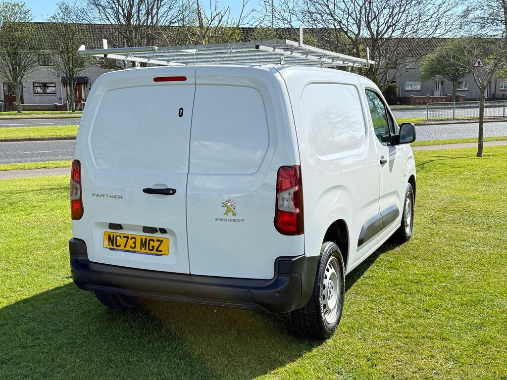Peugeot Partner 1.5 Bluehdi 1000 Professional Premium Standard P NC73MGZ White #4