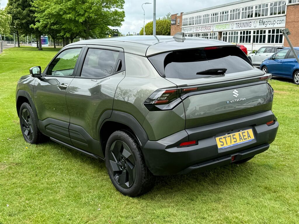 Suzuki Vitara 61Kwh Motion Suv 174 Ps ST75AEA Green #5