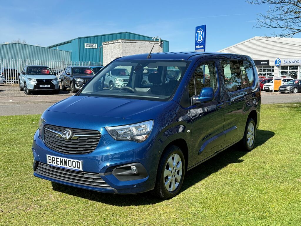 Vauxhall Combo Life 1.5 Turbo D Blueinjection Energy XL Mpv Blue #3