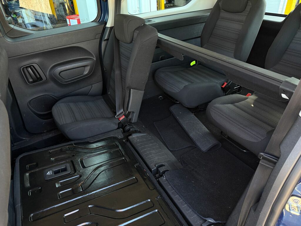 Vauxhall Combo Life Energy Blue #16