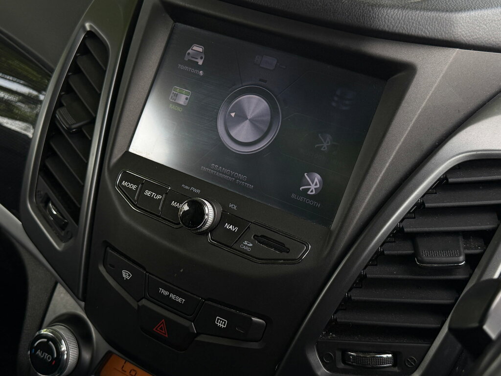 SsangYong Korando Suv Red #18