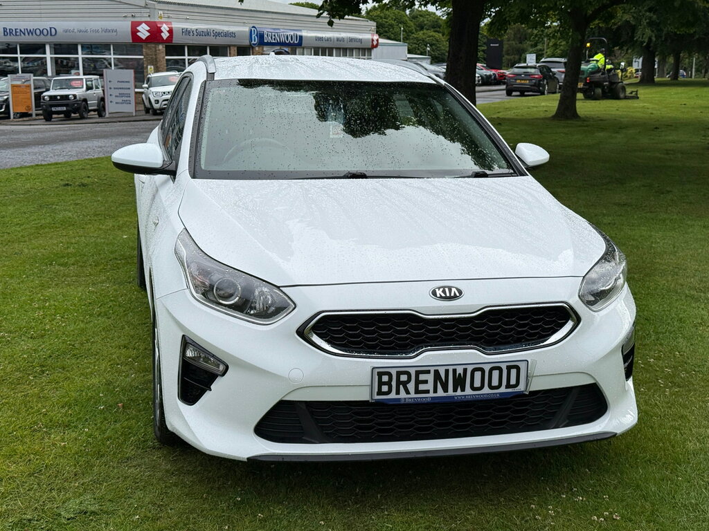 Kia Ceed 1.6 Crdi Eco 2 Sportswagon Euro White #2