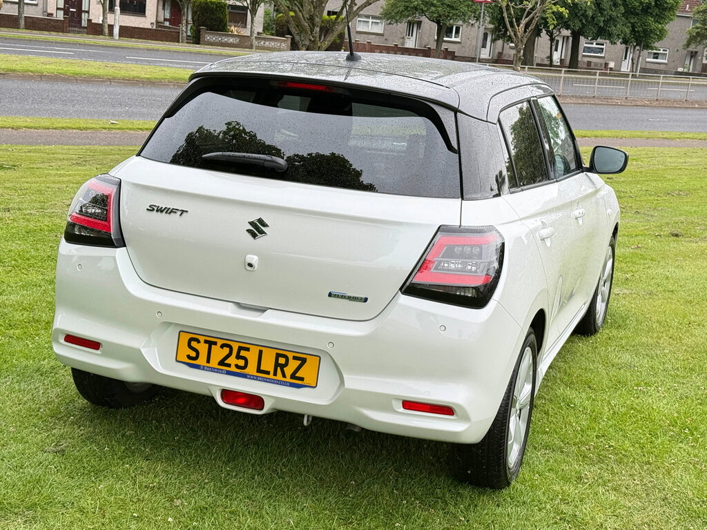 Suzuki Swift 1.2 Mhev Motion Hatchback Hybrid Cvt Eu White #5