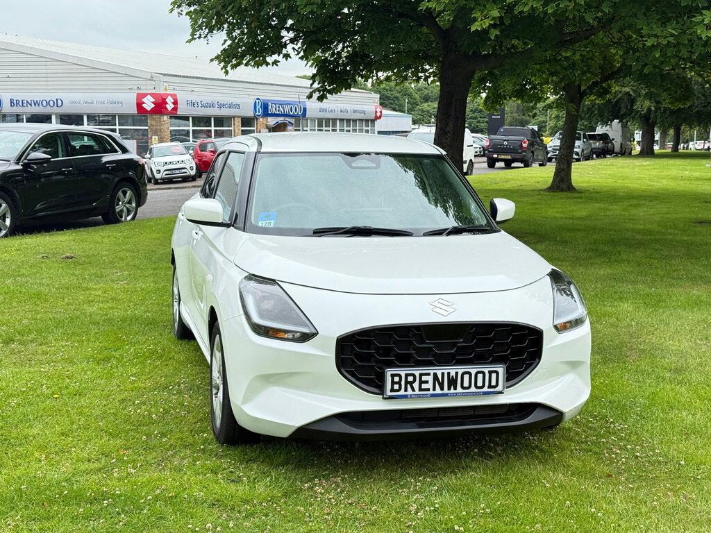 Suzuki Swift 1.2 Mhev Motion Hatchback Hybrid Cvt Eu ND24XNN White #2