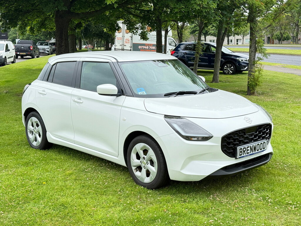 Suzuki Swift 1.2 Mhev Motion Hatchback Hybrid Cvt Eu White