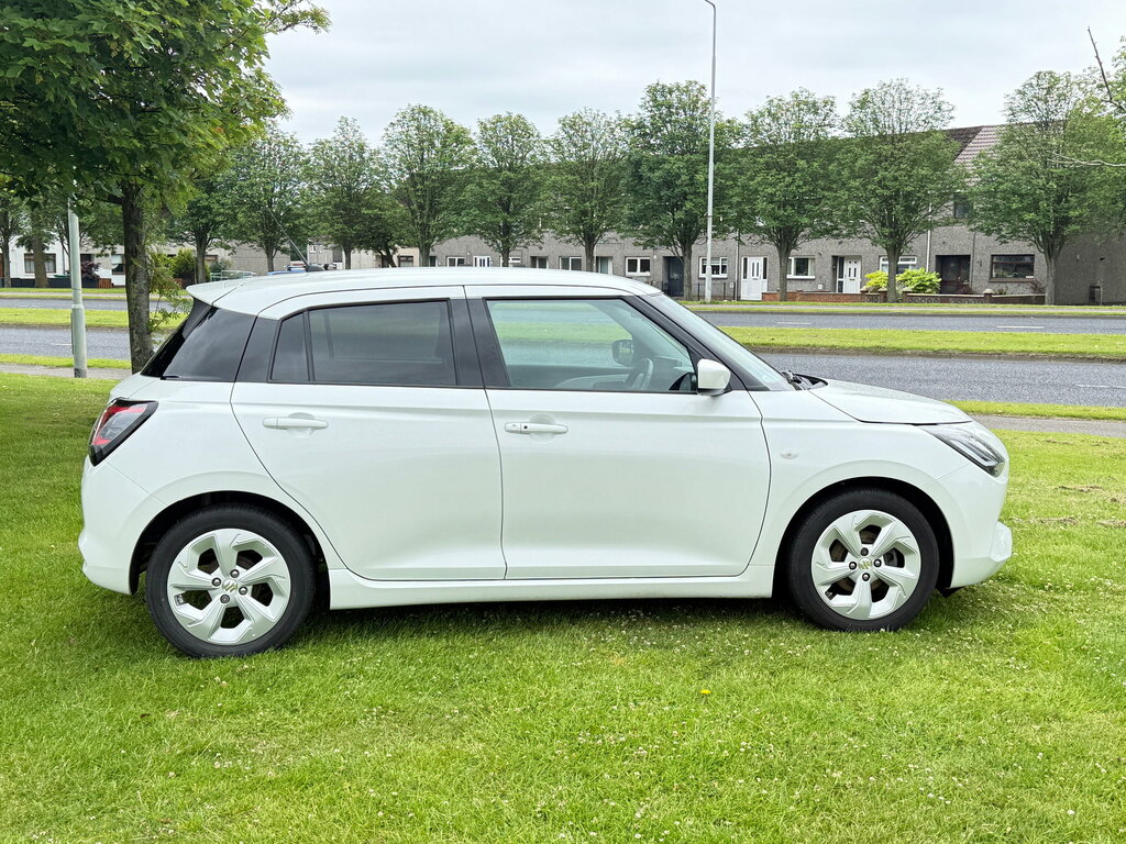 Suzuki Swift 1.2 Mhev Motion Hatchback Hybrid Cvt Eu ND24XNN White #6