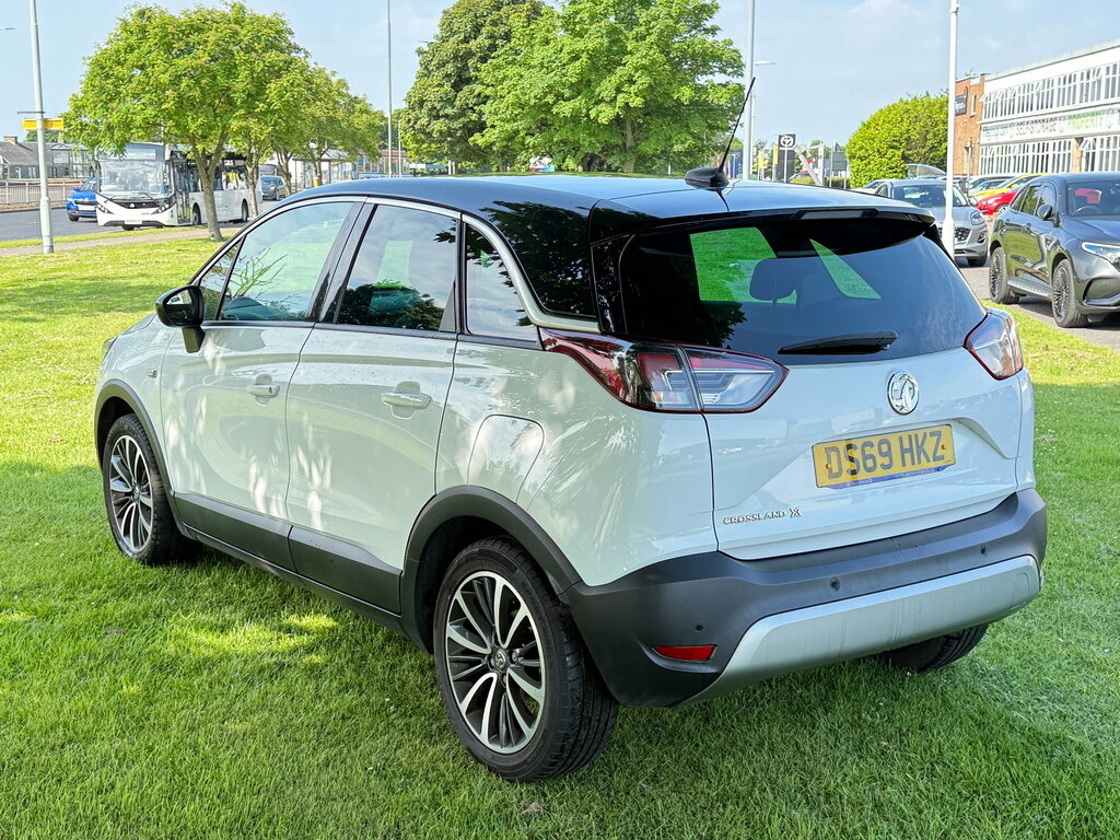 Vauxhall Crossland X 1.2 Elite Nav Suv Euro 6 Ss DS69HKZ White #4