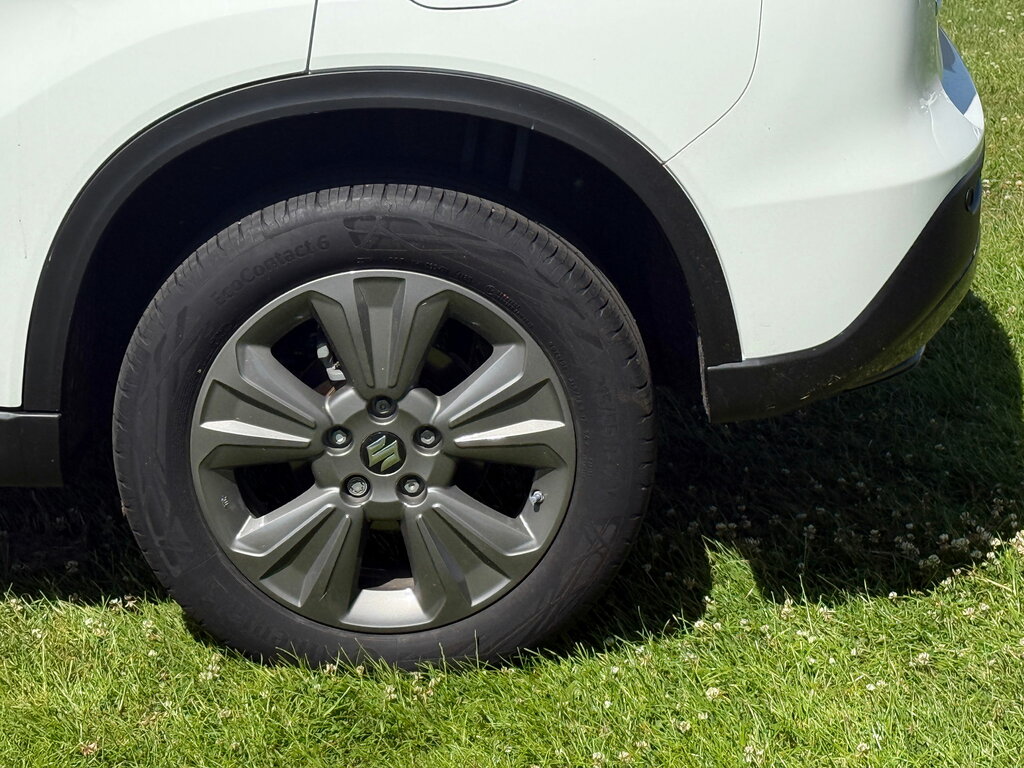 Suzuki Vitara 106Kw 49Kwh Motion Silver #9