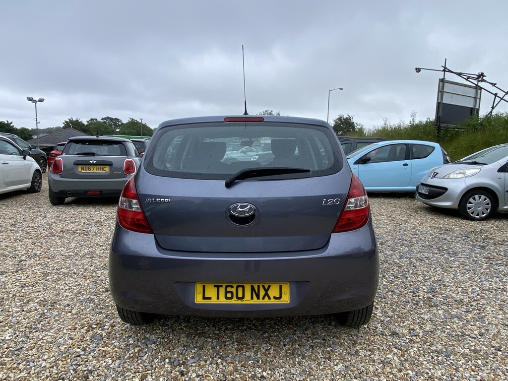 Hyundai I20 Red #21