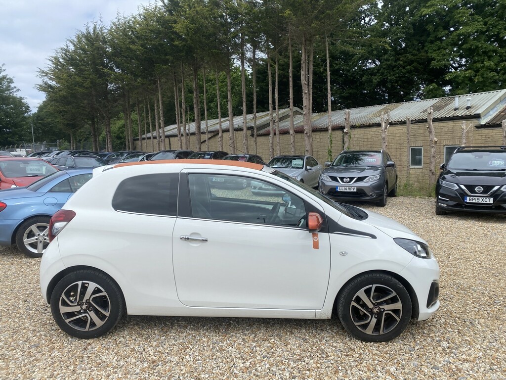 Peugeot 108 1.2 Puretech Roland Garros White #2