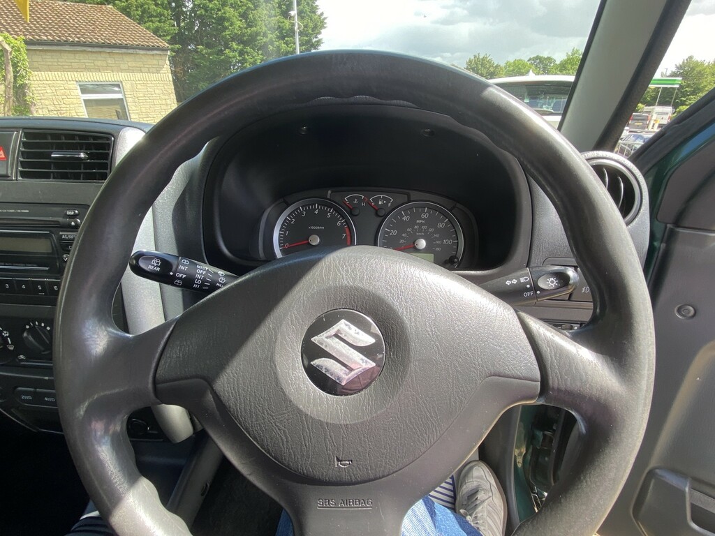 Suzuki Jimny 1.3 Jlx Black #10