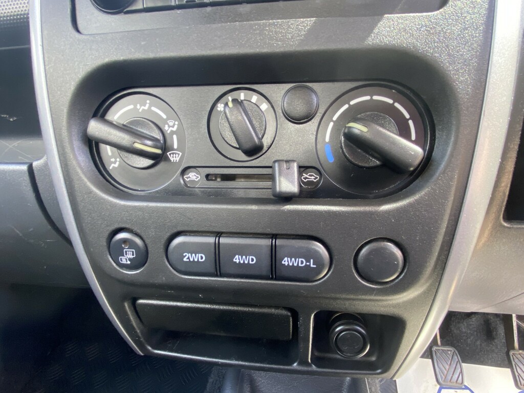 Suzuki Jimny 1.3 Jlx Black #8