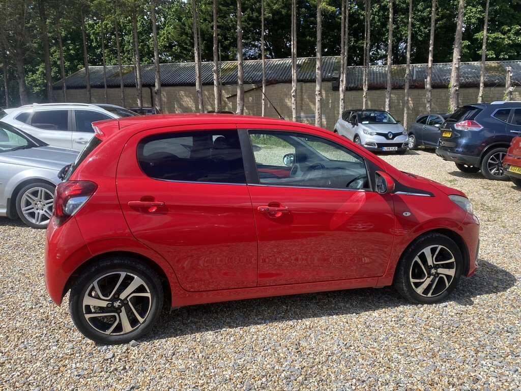 Peugeot 108 1.2 Vti Puretech Allure Red #2