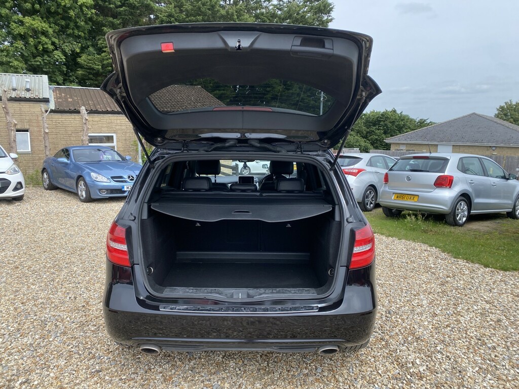 Mercedes-Benz B Class 1.5 B180 Cdi Sport Black #2