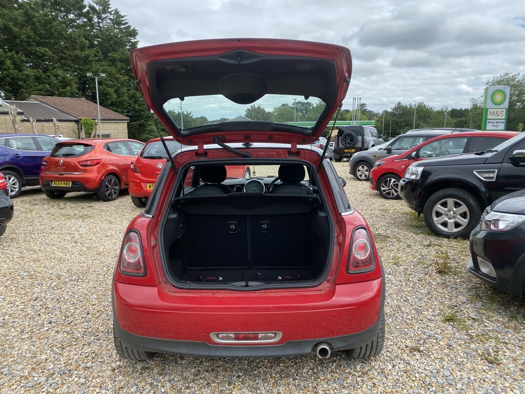 Mini Hatch Hatchback 1.6 Cooper D Hatch 201313 WF13OKR Red #5