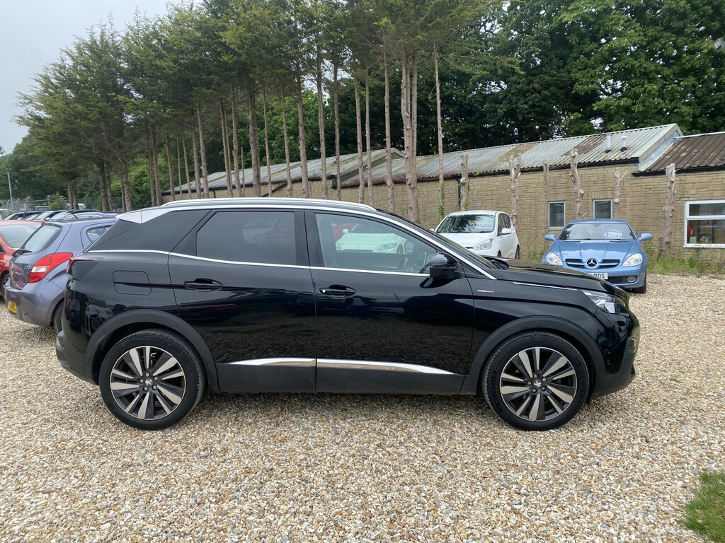 Peugeot 3008 1.2 Puretech Gt Line Black #2