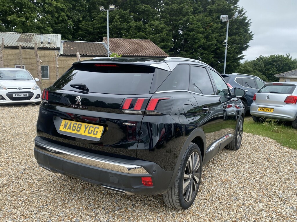 Peugeot 3008 1.2 Puretech Gt Line Black #3