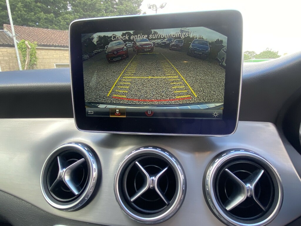 Mercedes-Benz GLA Class 2.1 Gla220d Amg Line Black #6