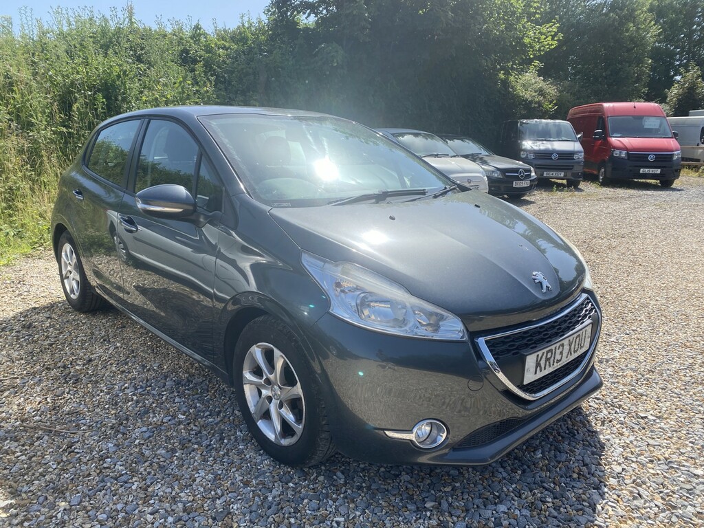 Peugeot 208 1.2 Vti Active Grey #2