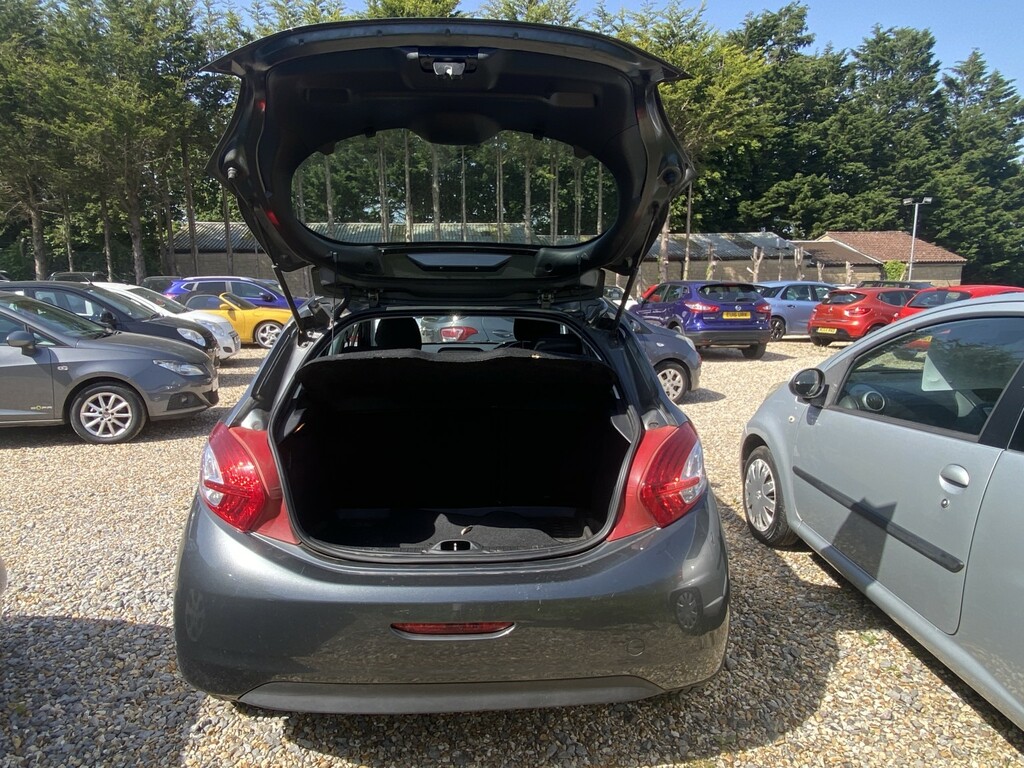 Peugeot 208 1.2 Vti Active Grey #6