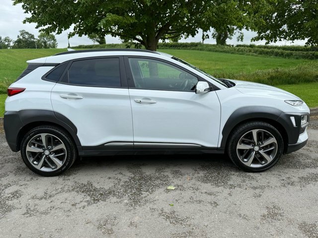 Hyundai Kona 1.0 T-gdi Blue Drive Premium Se Suv Man LGZ6056 White #2