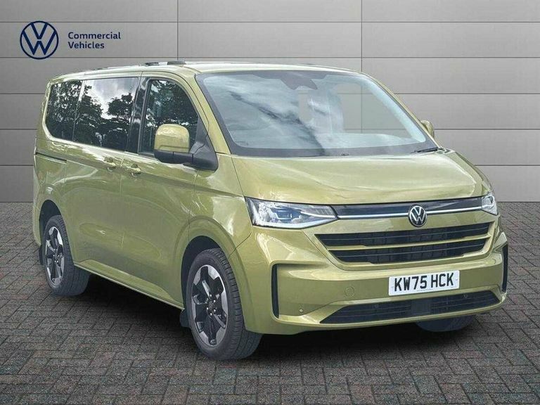 Volkswagen Transporter Shuttle 2.0 Tdi 170Ps Minibus Style Green