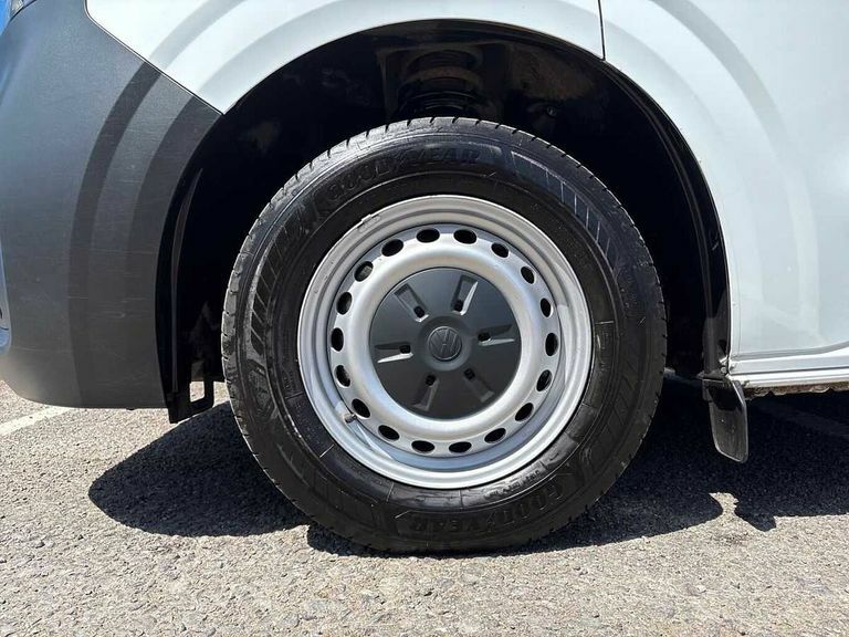 Volkswagen Transporter 2.0 Tdi 150 Commerce Plus Van KM25CZX White #5