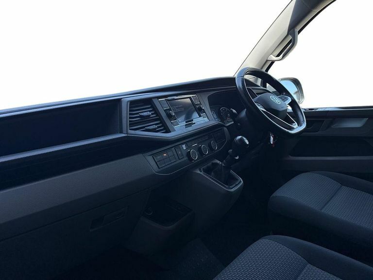 Volkswagen Transporter 2.0 Tdi 110 Highline Van VN72YKV Grey #2