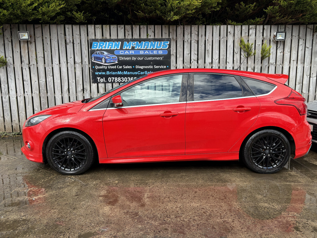 Ford Focus Zetec S Tdci Red