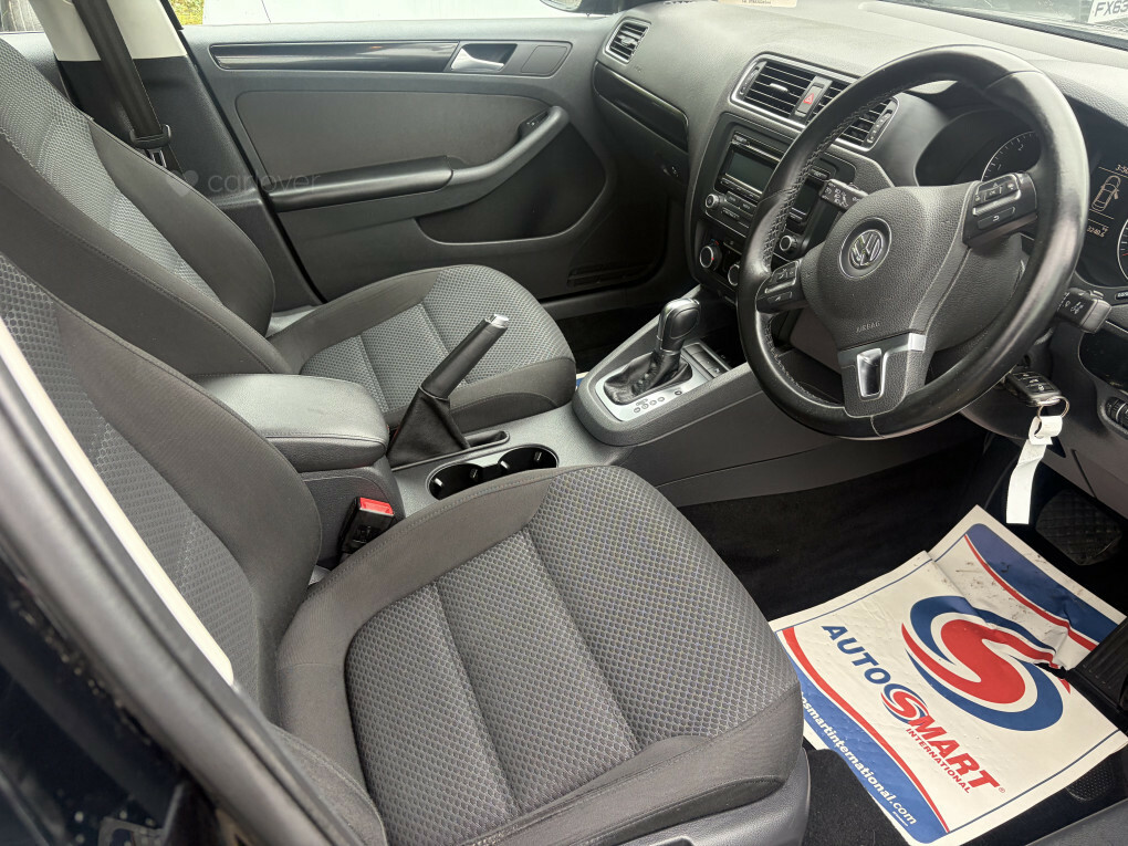 Volkswagen Jetta Se Bluemotion Technology Tdi #6