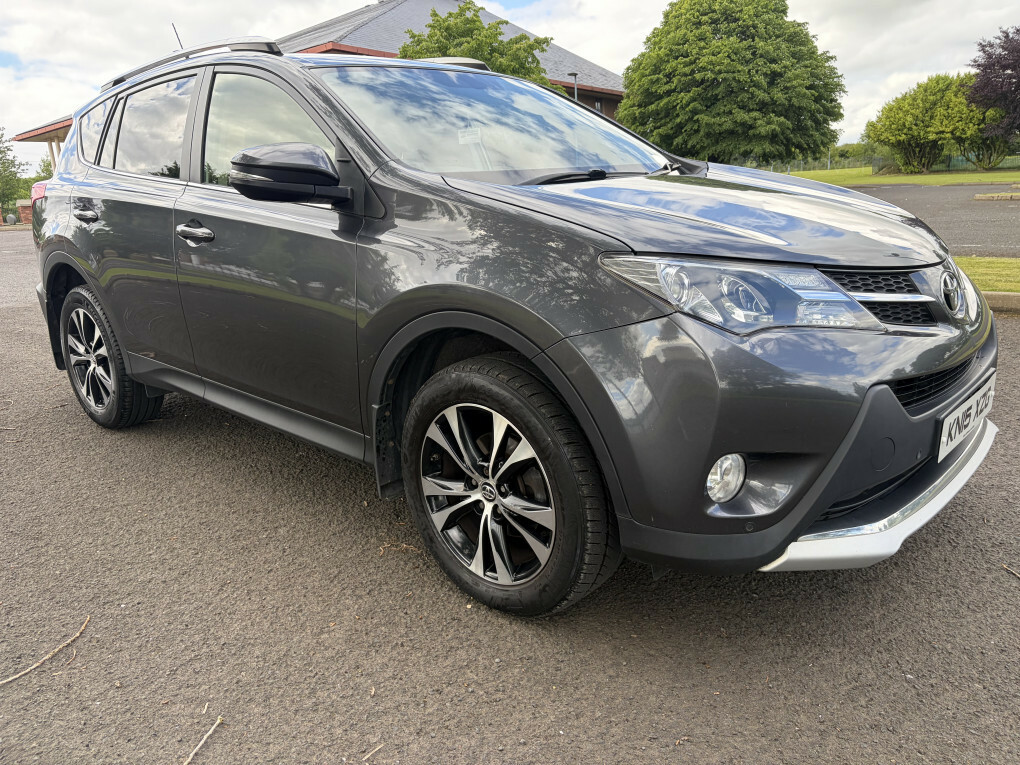 Toyota Rav 4 Invincible D-4d 4X2 #4