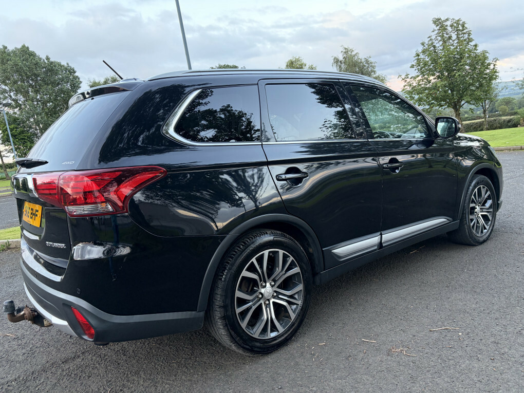 Mitsubishi Outlander 2.2 Di-d Gx3 Black #11