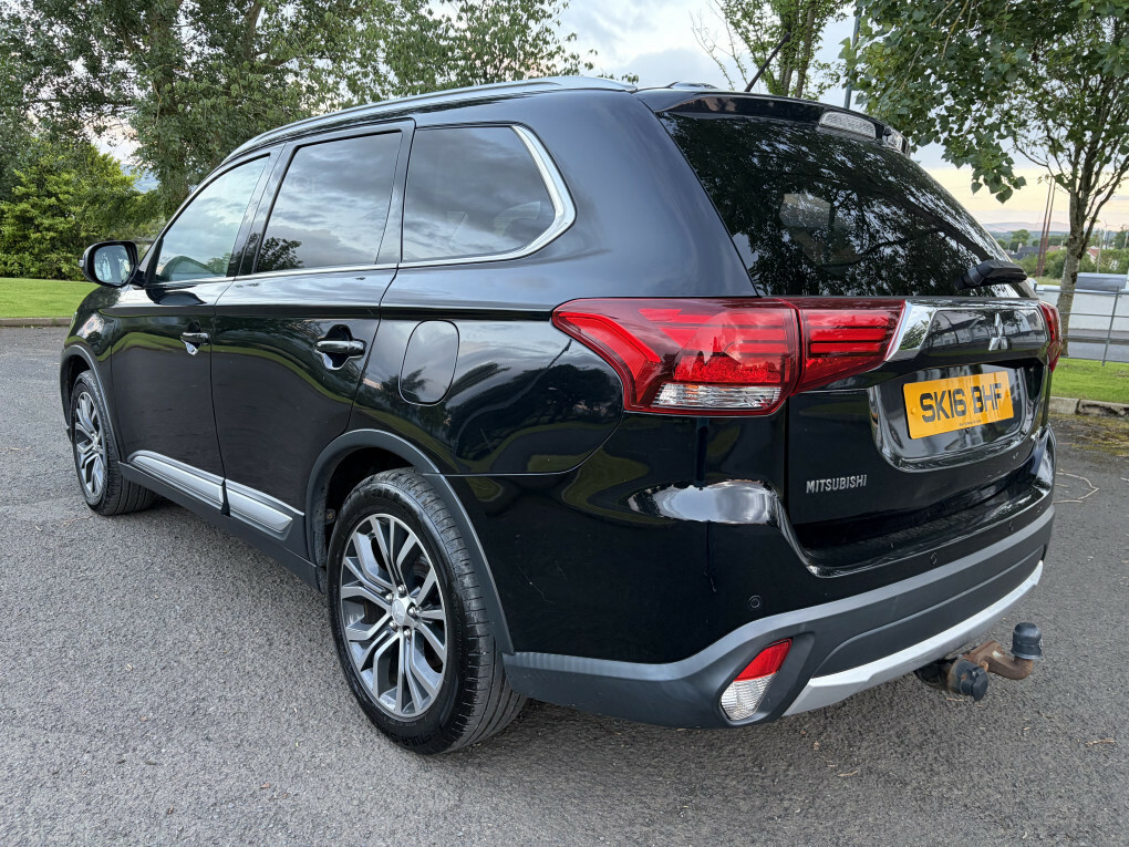 Mitsubishi Outlander 2.2 Di-d Gx3 Black #9